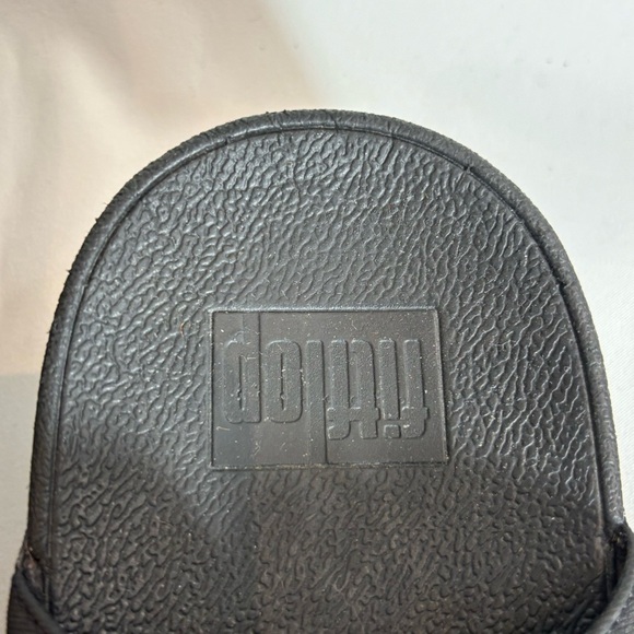 FITFLOP Sz 8.5 Sparkly Front Post Velcro Closure Strap Platform Slip On Sandals - Picture 5 of 10